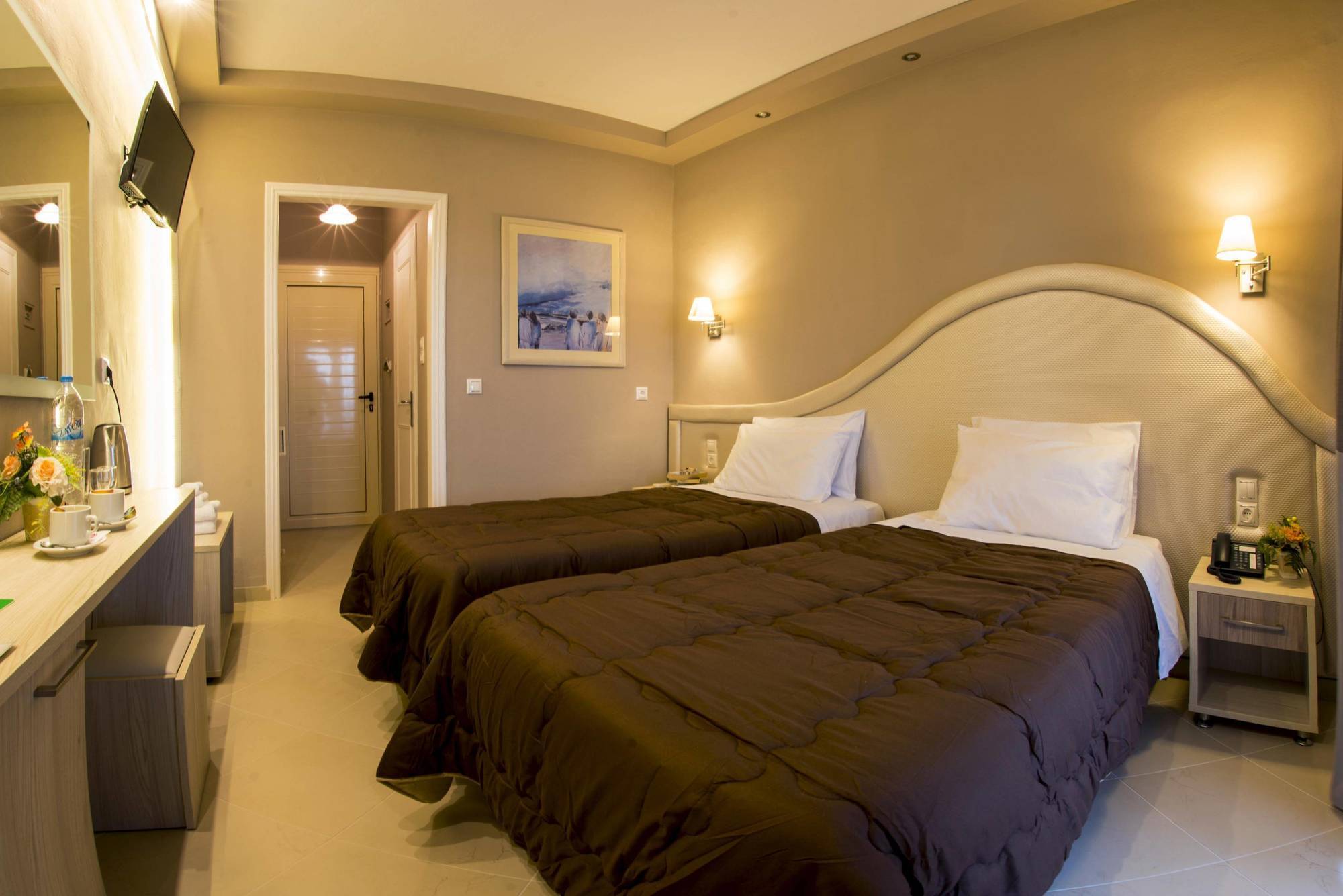 Hotel Penelope بوكاري المظهر الخارجي الصورة